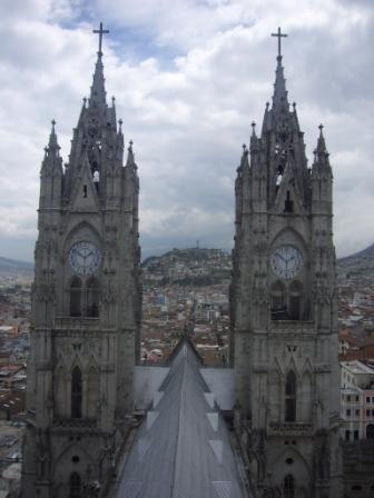 Lali en Quito, Ecuador. www.lololali.com
