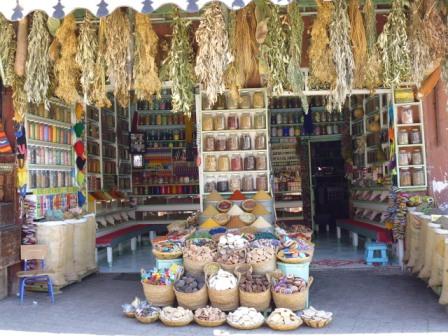 Puesto de especias en zoco de Marrakech