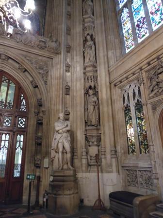 Pasillo que comunica el Salón de Westminster con el Hall que lleva a las Cámaras.