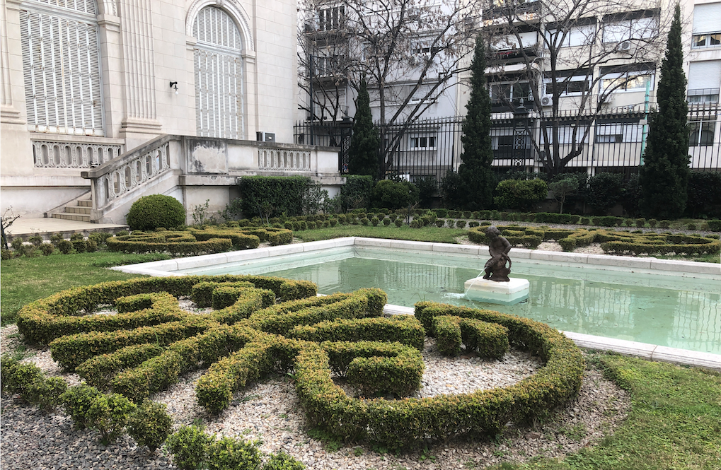 Jardines del Palacio del Museo Decorativo